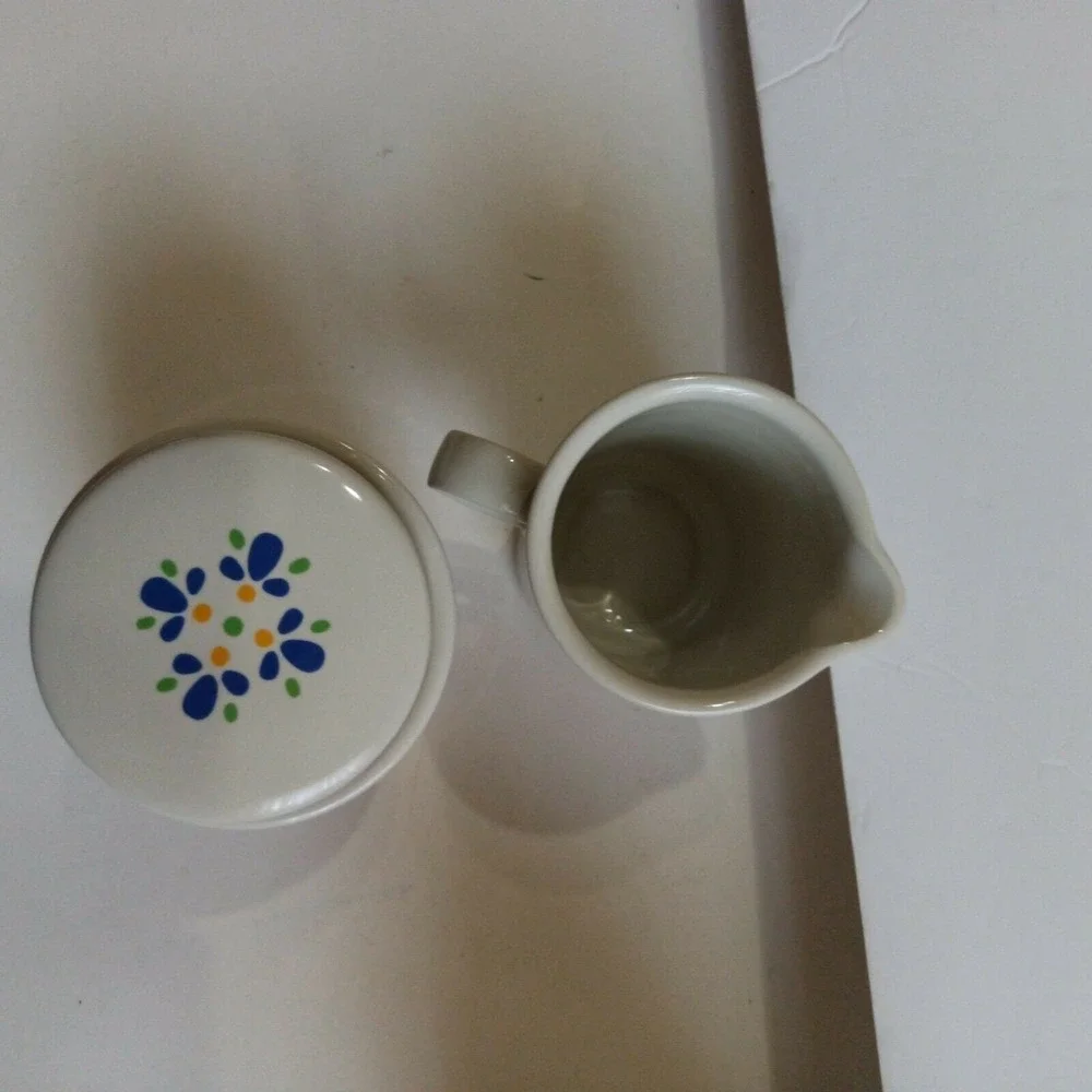 Vintage Avon Blue Floral Ceramic Creamer and Lidded Sugar Bowl‎ Set White